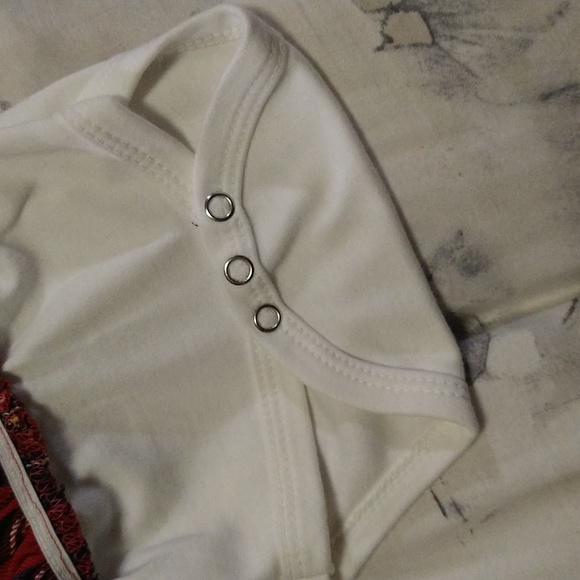 Size 0-3 Artan tots baby girls plaid tartan onesie like new - Picture 13 of 17